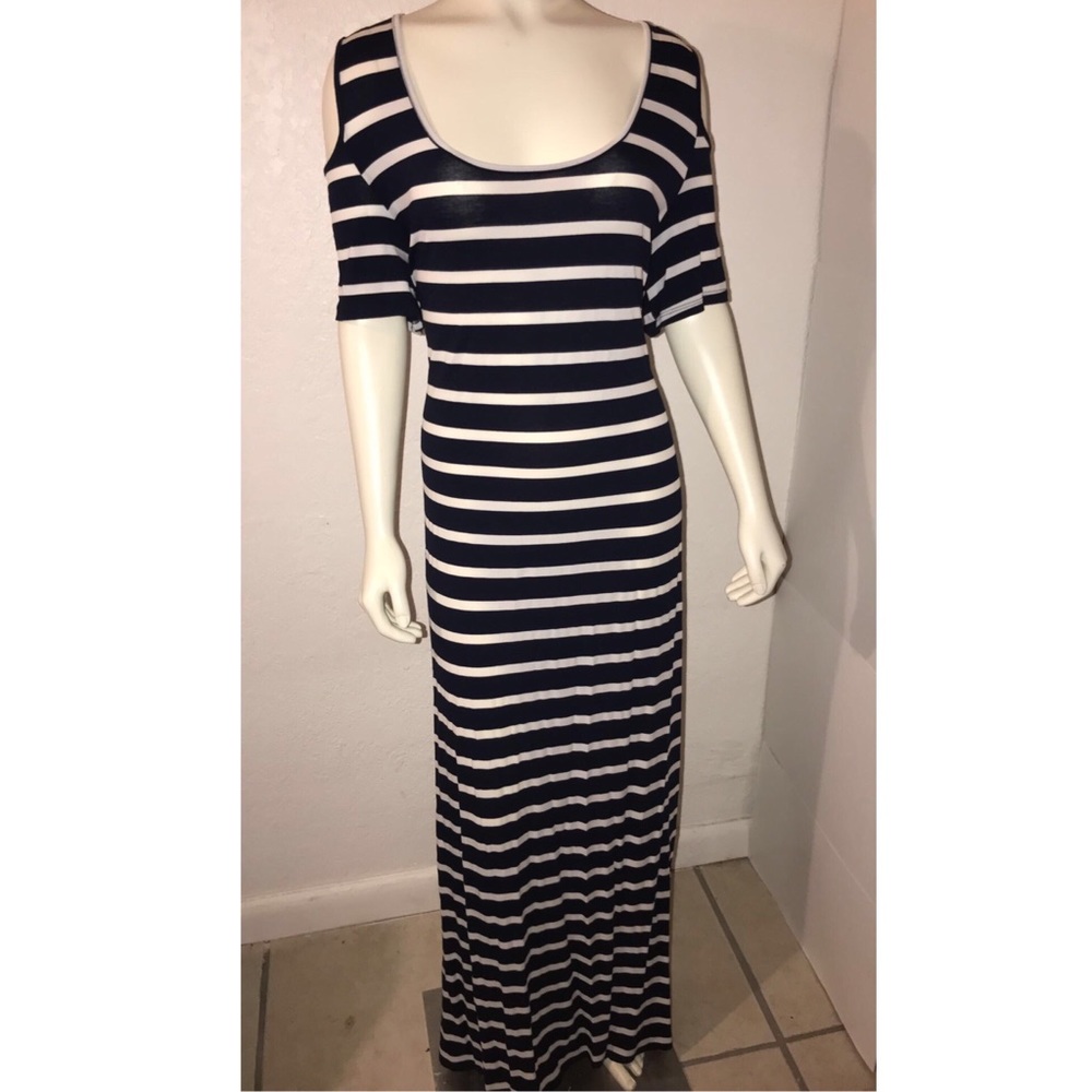RelaXX Dresses